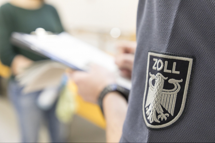 Halle: Zahlreiche Auffälligkeiten im Sicherheitsgewerbe festgestellt