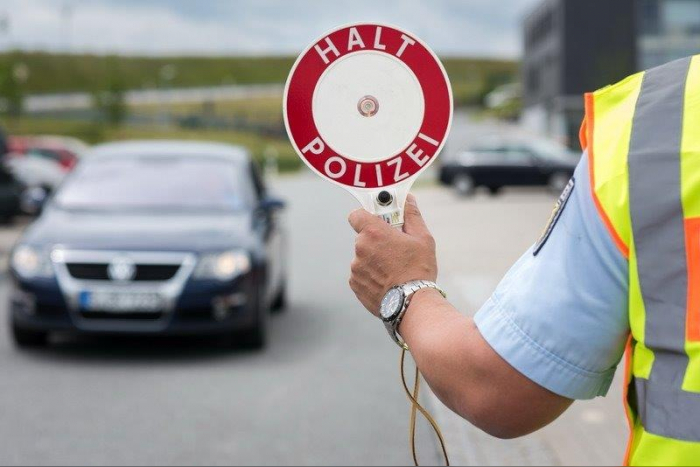 Saarbrücken: Zwei Haftbefehle vollstreckt