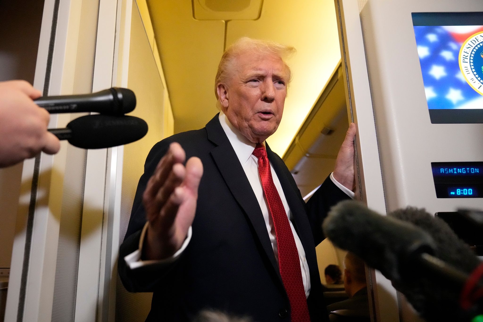 Trump schlägt Teilung des Donbass vor, Soldaten sollen nach Hause gehen