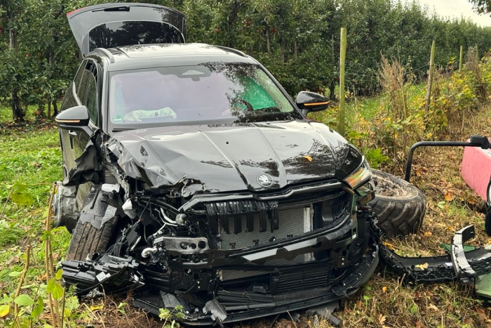 Ruschwedel: Zusammenstoß zwischen Trecker und Auto beim Überholen