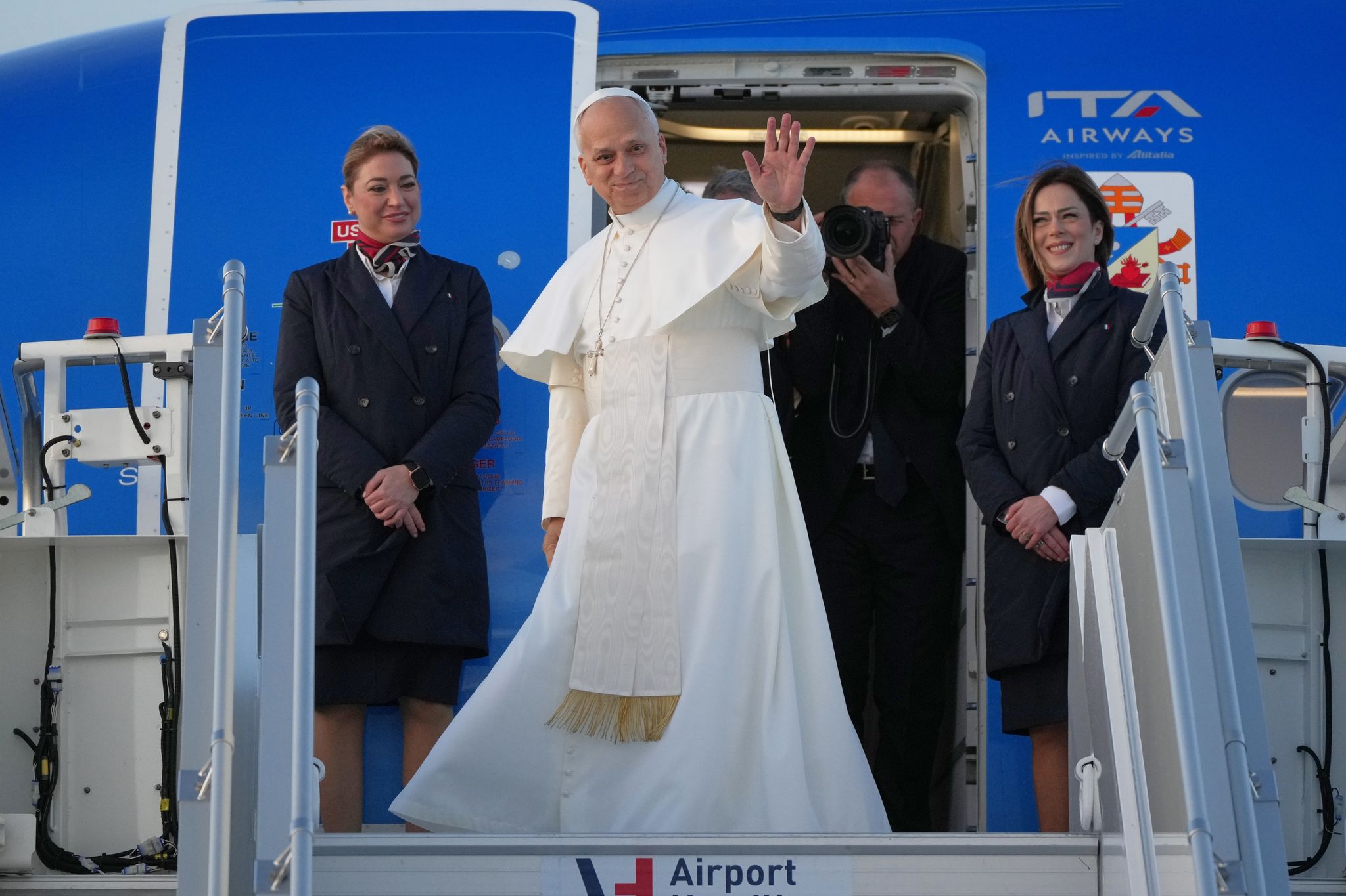 Papst Leo XIV. unterwegs: Flugzeug von Software-Update betroffen