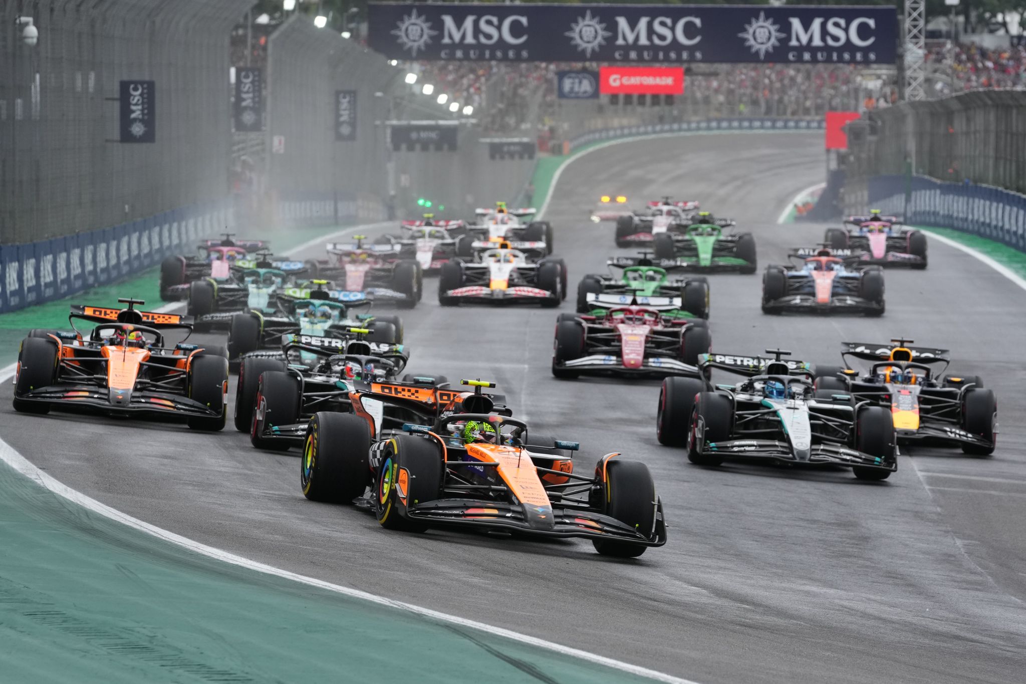 Formel-1-Sprint in Brasilien: Norris baut WM-Führung aus