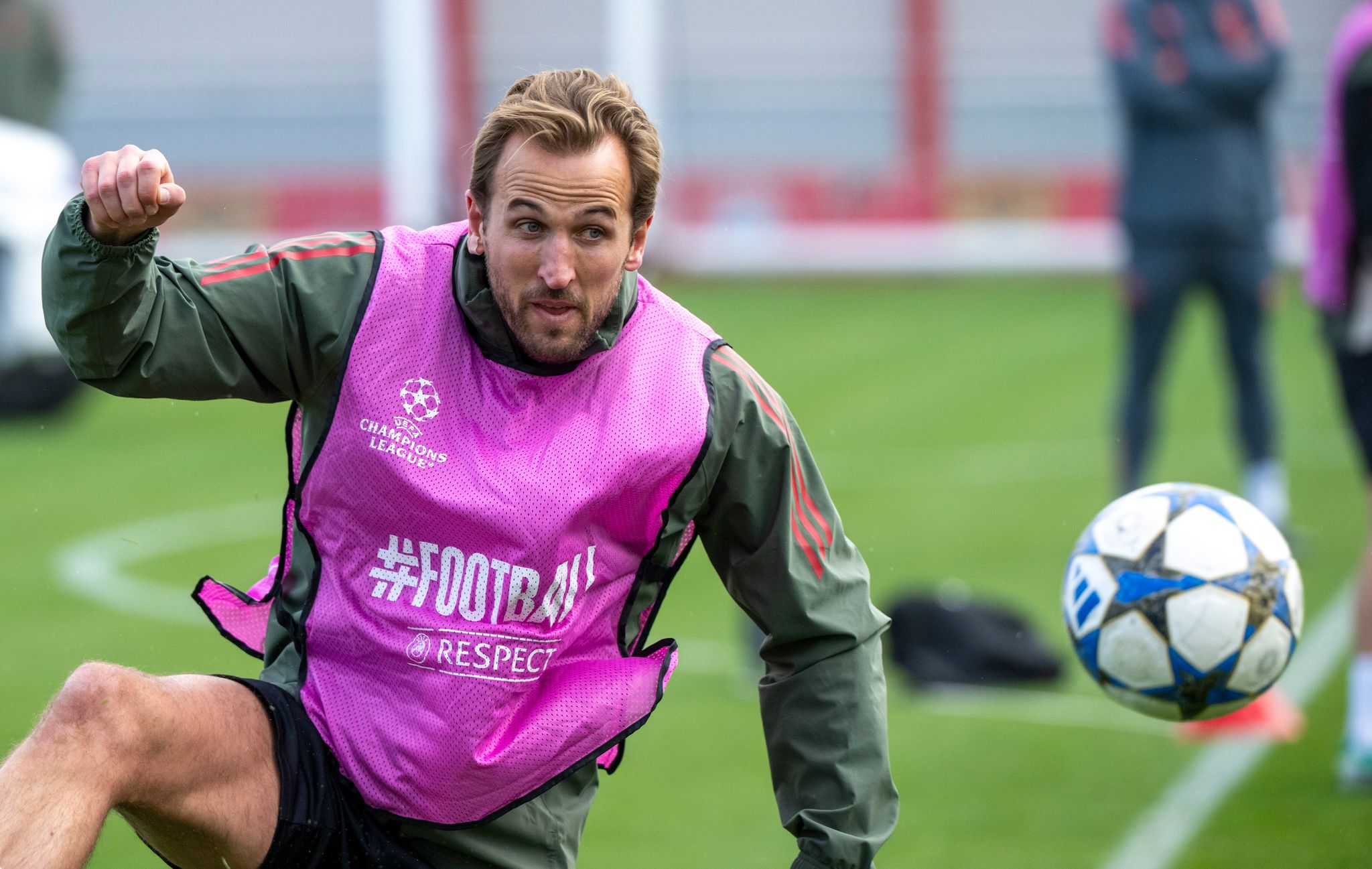 Champions League Gigantentreffen: Bayern vs. PSG, Rock ’n’ Roll in Paris!