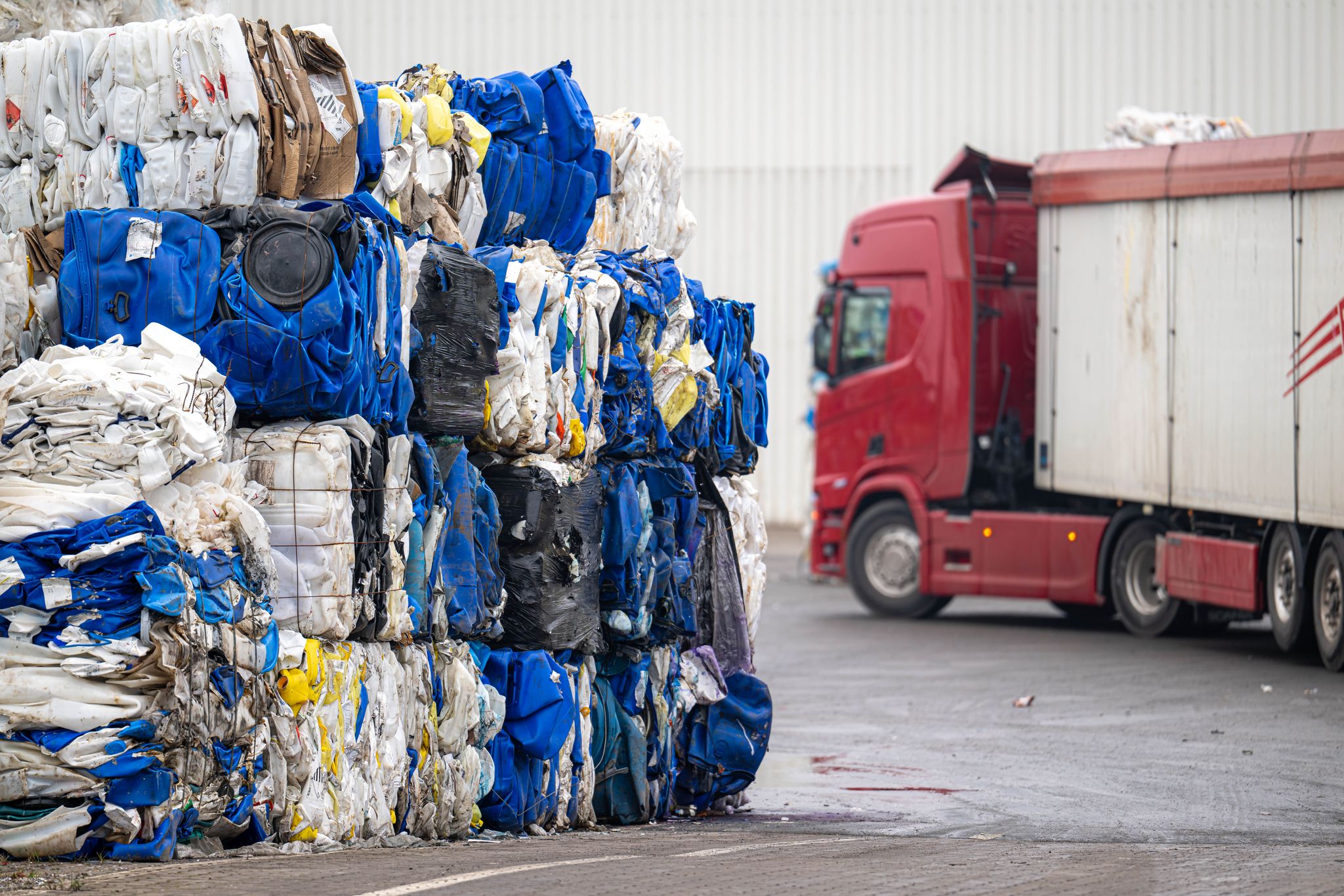 Toter Säugling in Bremen im Müll kam lebend zur Welt