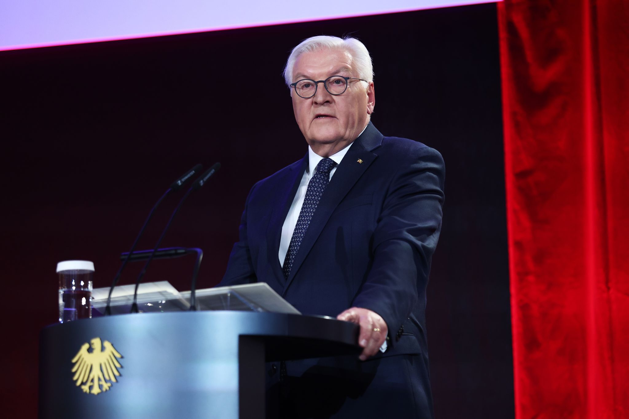 Steinmeier verlangt Widerstand gegen den Rechtsextremismus