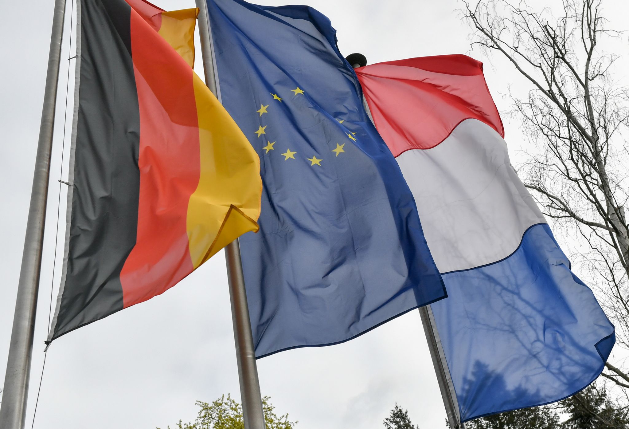 Frankreich bleibt für deutsche Firmen starker Partner