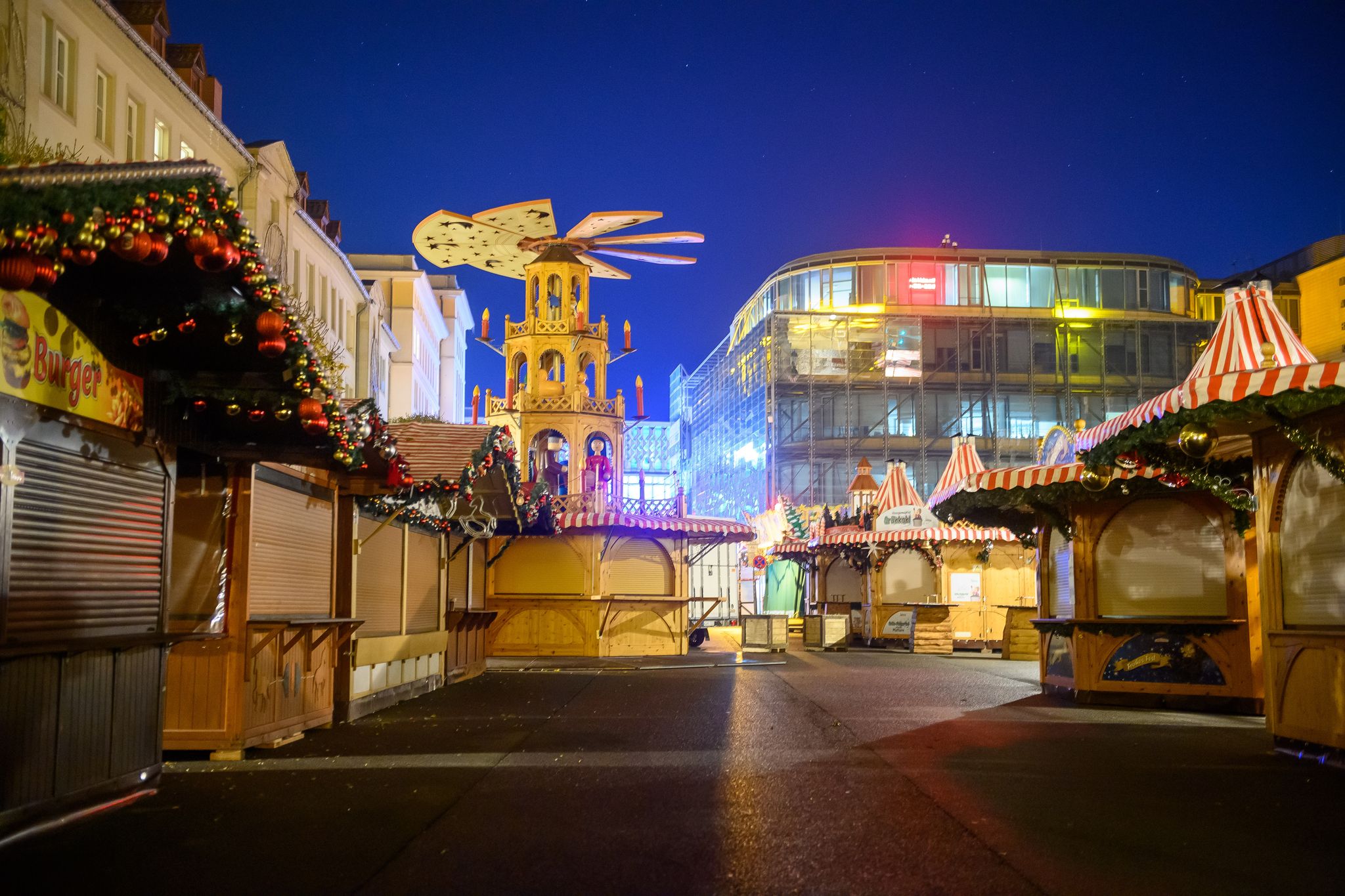 Magdeburger Weihnachtsmarkt erhält trotz Sicherheitsbedenken grünes Licht