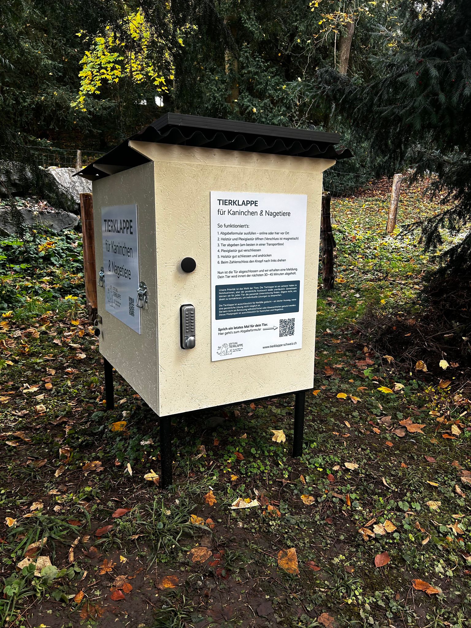 Tierklappe in der Schweiz ermöglicht anonyme Abgabe von Haustieren