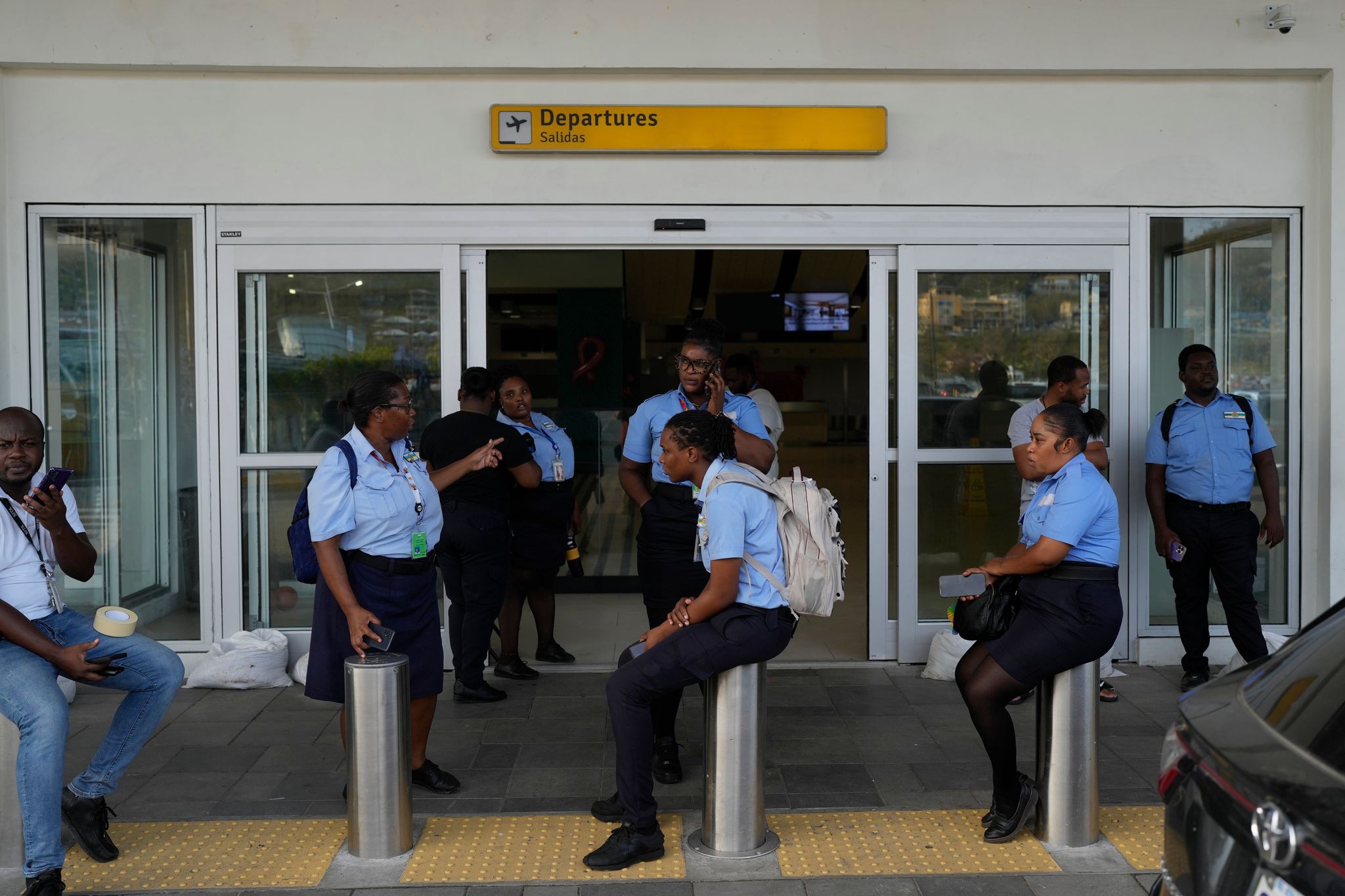 Chaos am Flughafen: Touristen in Jamaika gestrandet