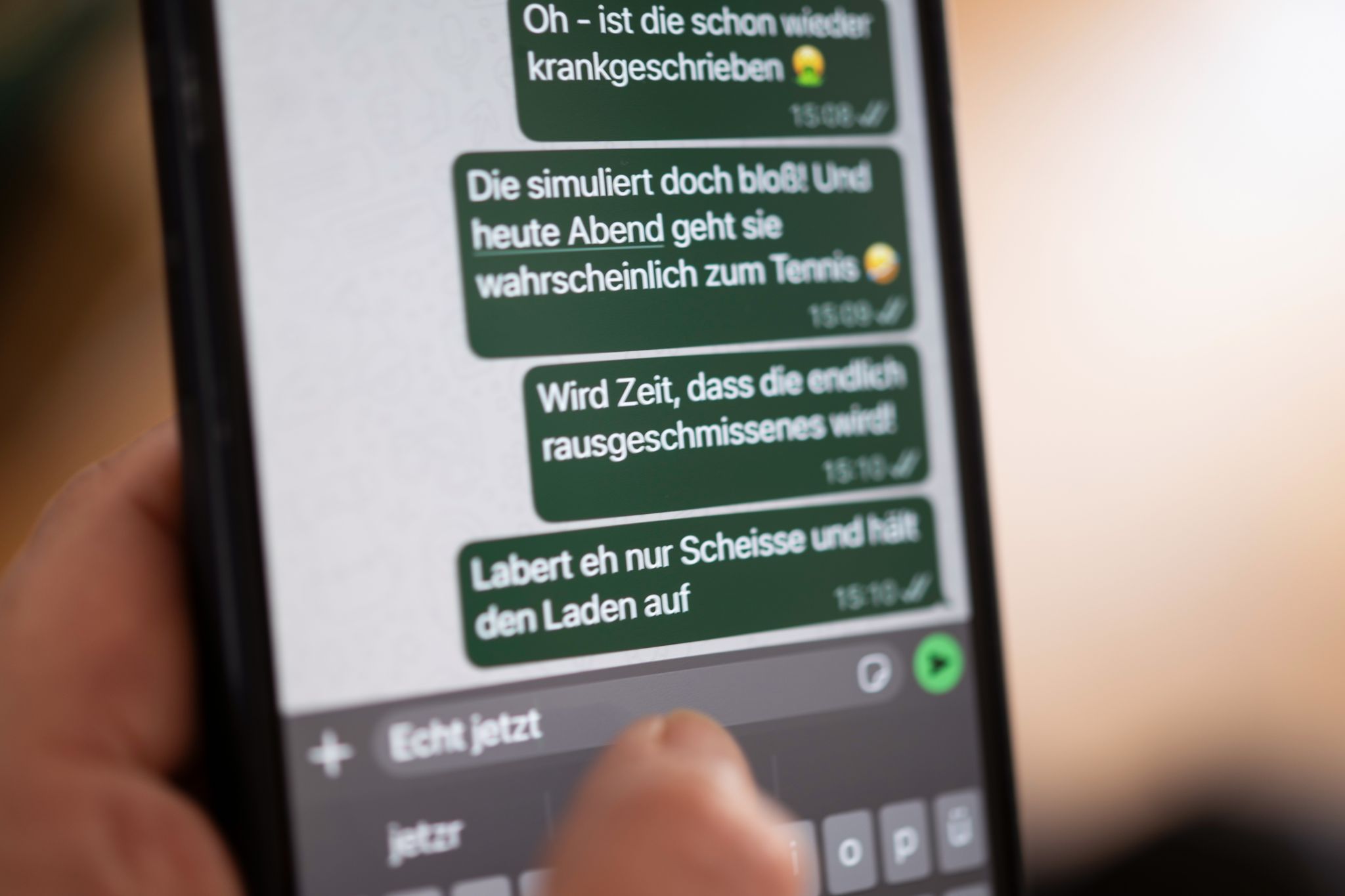 Schikane im Job, Attacke im Netz – Studie sieht mehr Mobbing