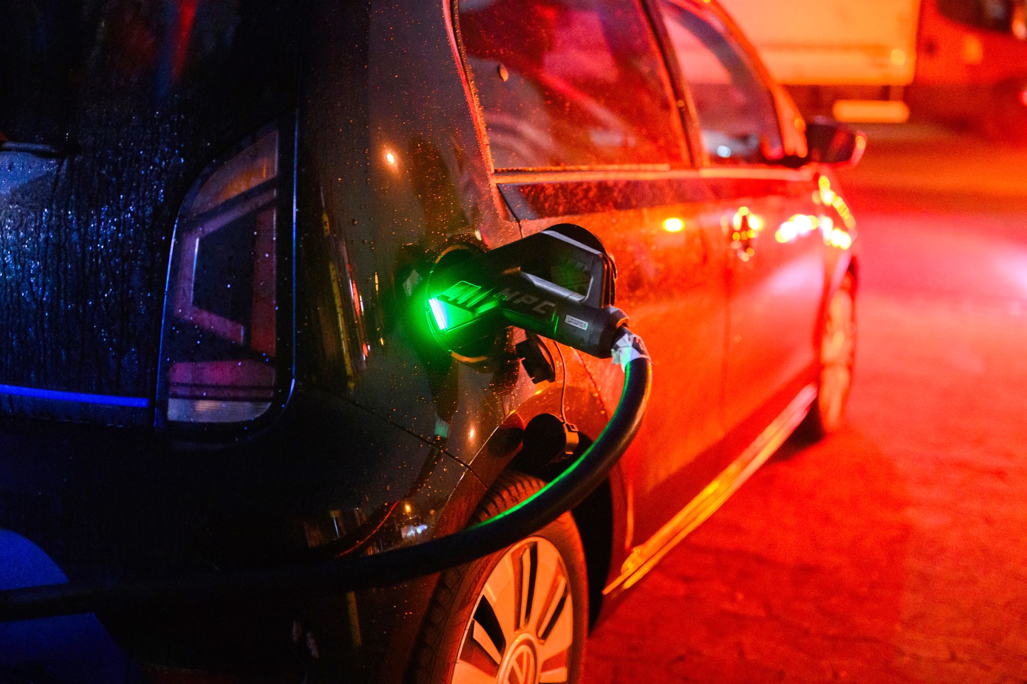 HUK Coburg: Elektroauto-Tief überwunden