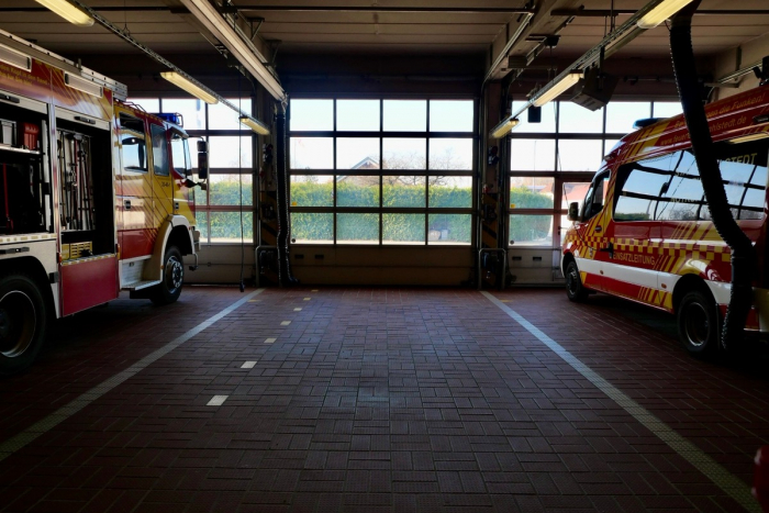 Fahrenkrug: Verkehrsunfall mit Löschfahrzeug am 18.11.2025