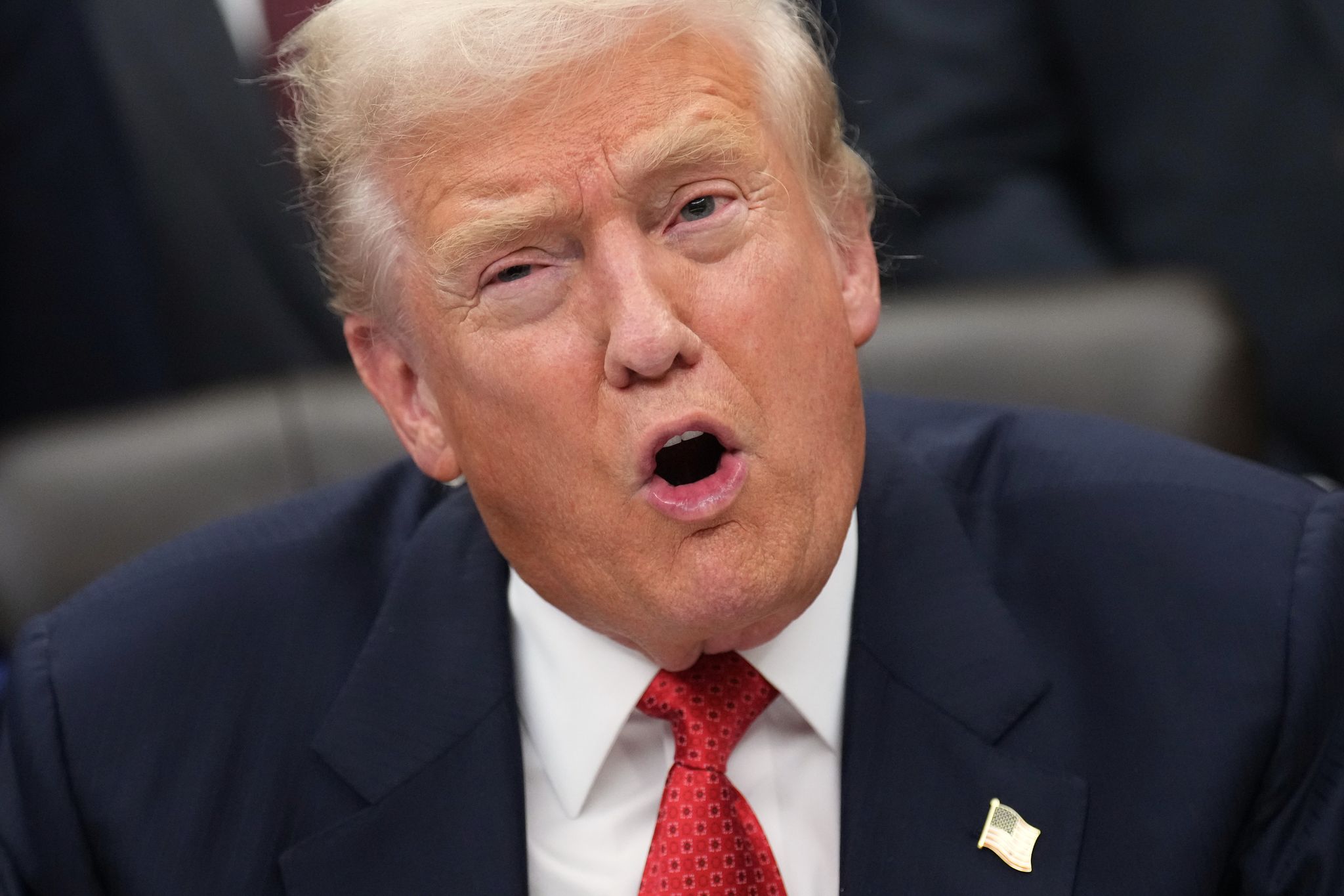 Trump kündigt Milliardenklage gegen BBC an