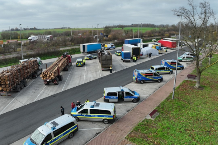 Rheinland-Pfalz: Verkehrskontrollen auf Autobahn 45Parkplatz Pfingstweide