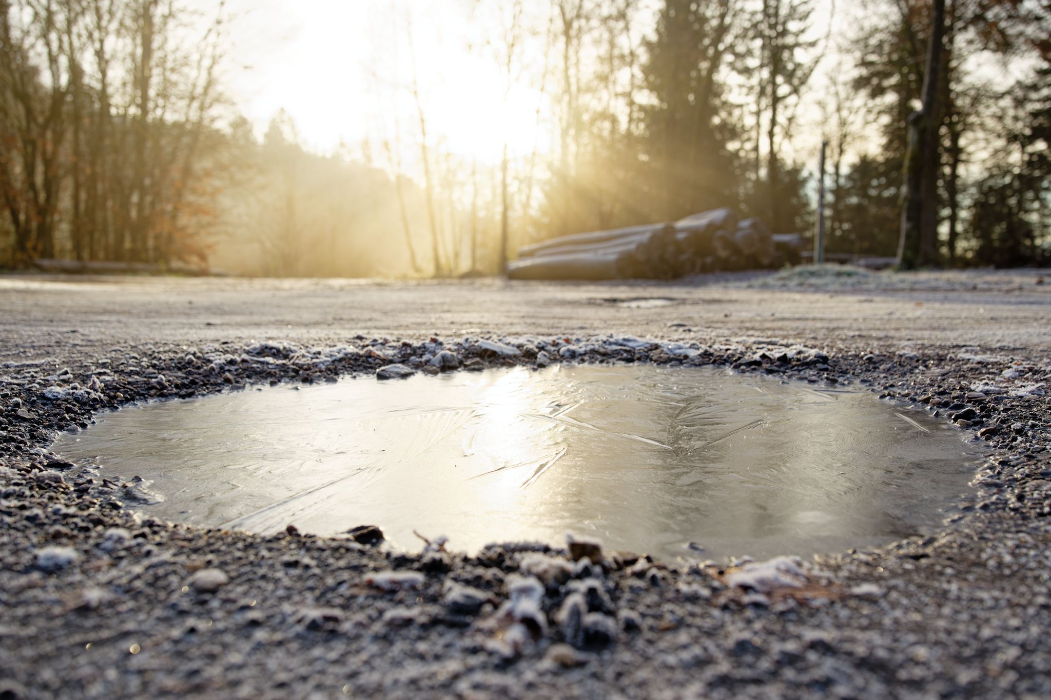 Auf den Straßen kann es glatt werden