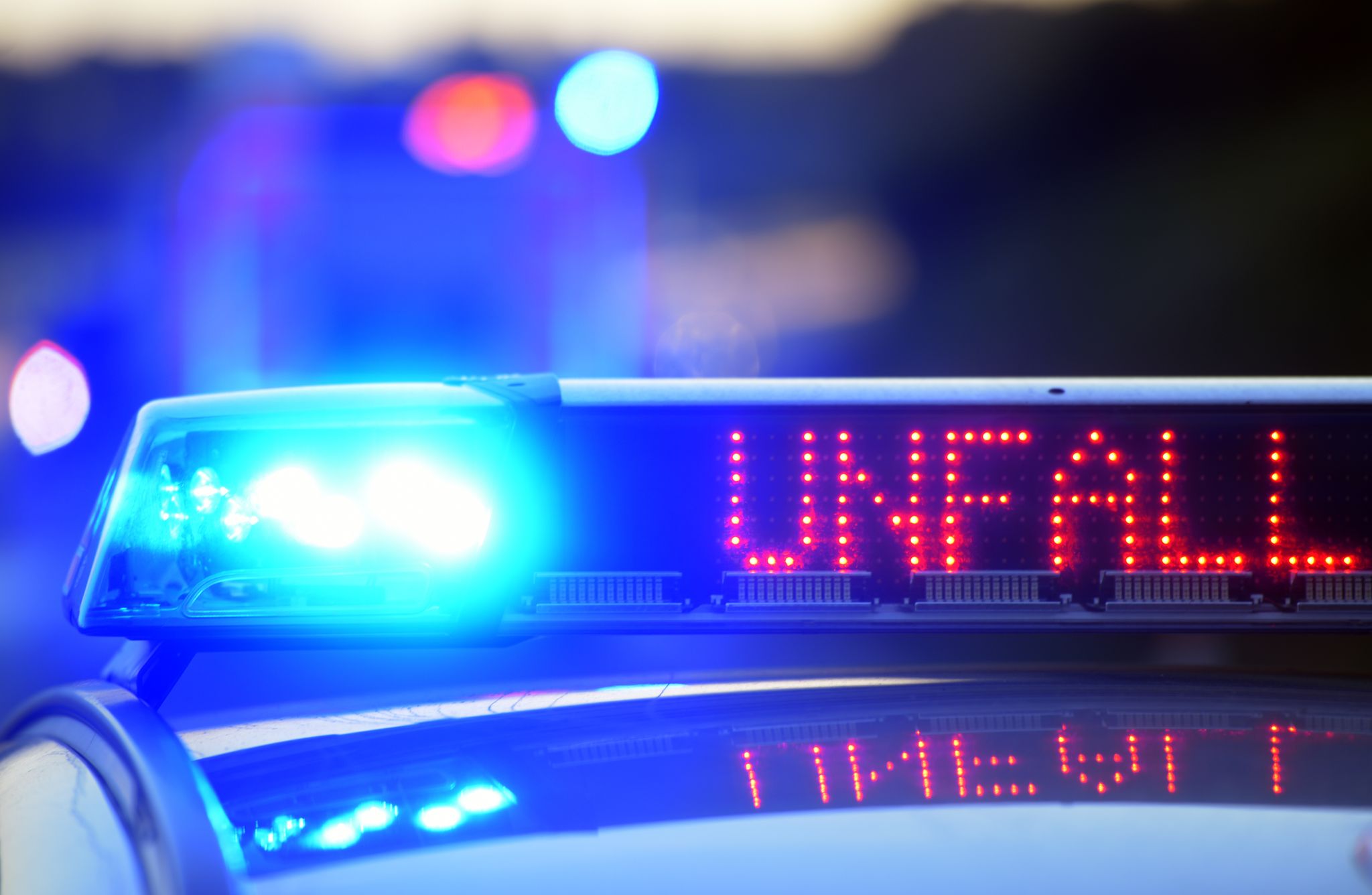 Transporter verunglückt – zwei Tote, vier Verletzte