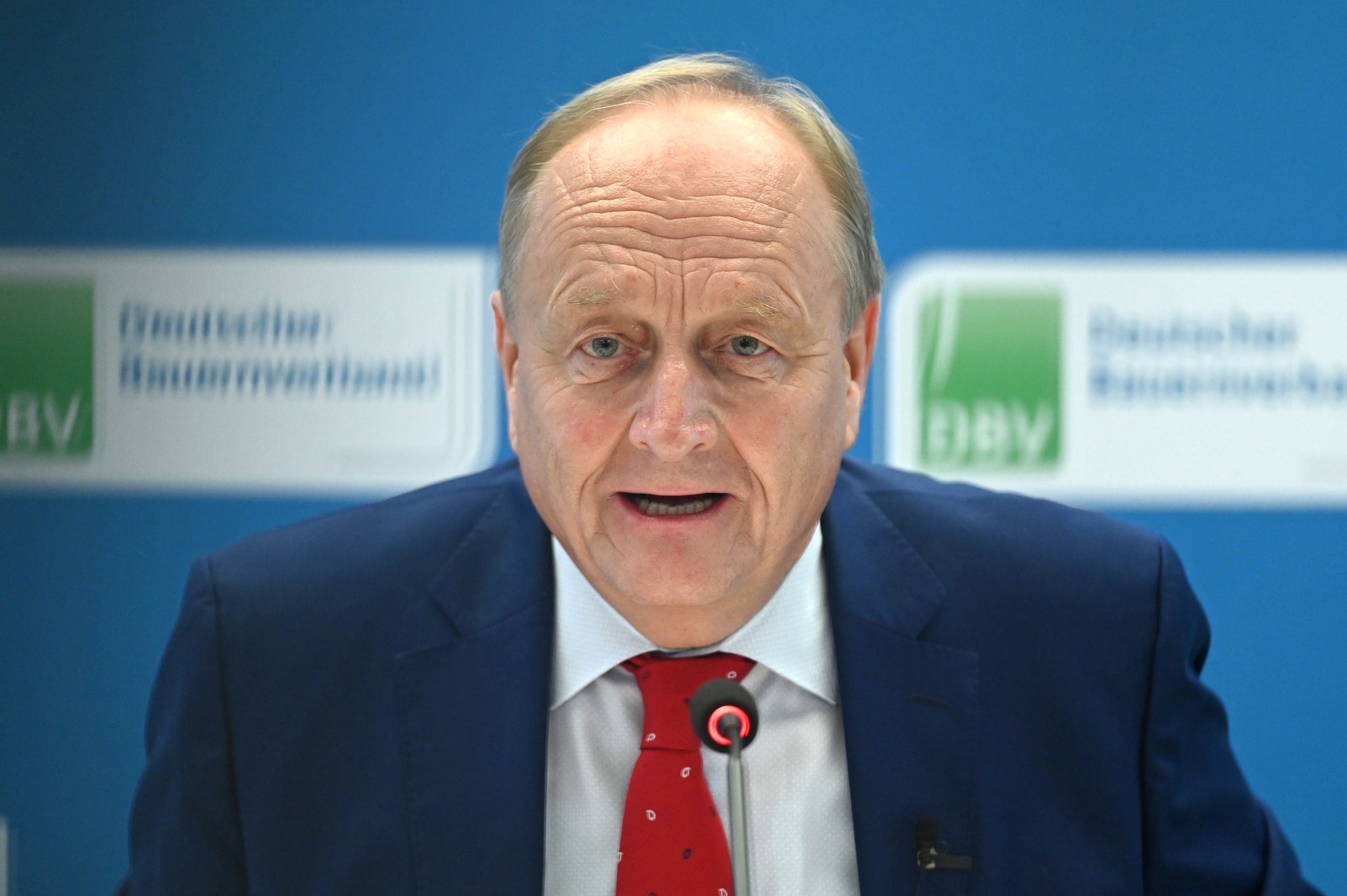 Landwirte in Deutschland befürchten schärferen Preisdruck für Butter und Co.