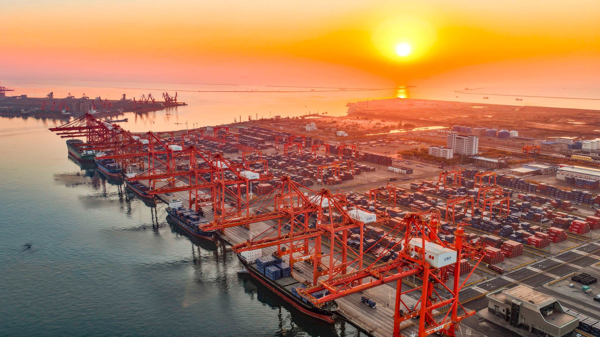 Chinas Exporte steigen wieder deutlich an