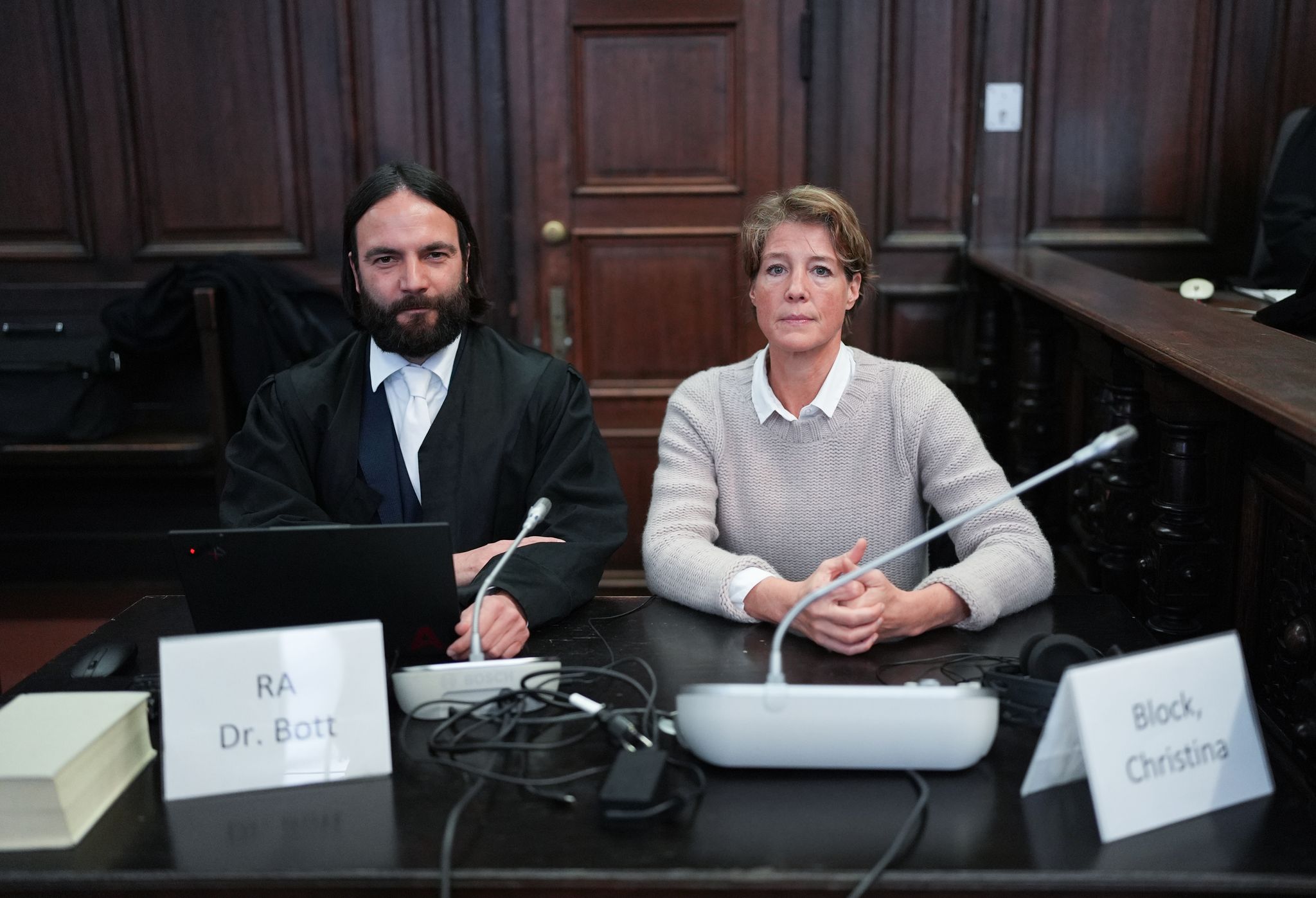 Verteidiger: Alle sollen Anklage gegen Blocks Ex-Mann hören