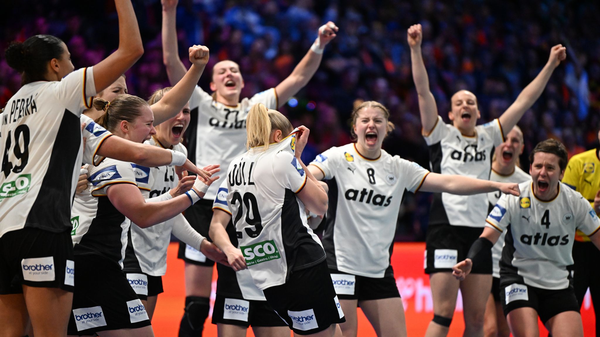 Deutsche Handballerinnen auf dem Weg zur Gold-Krönung