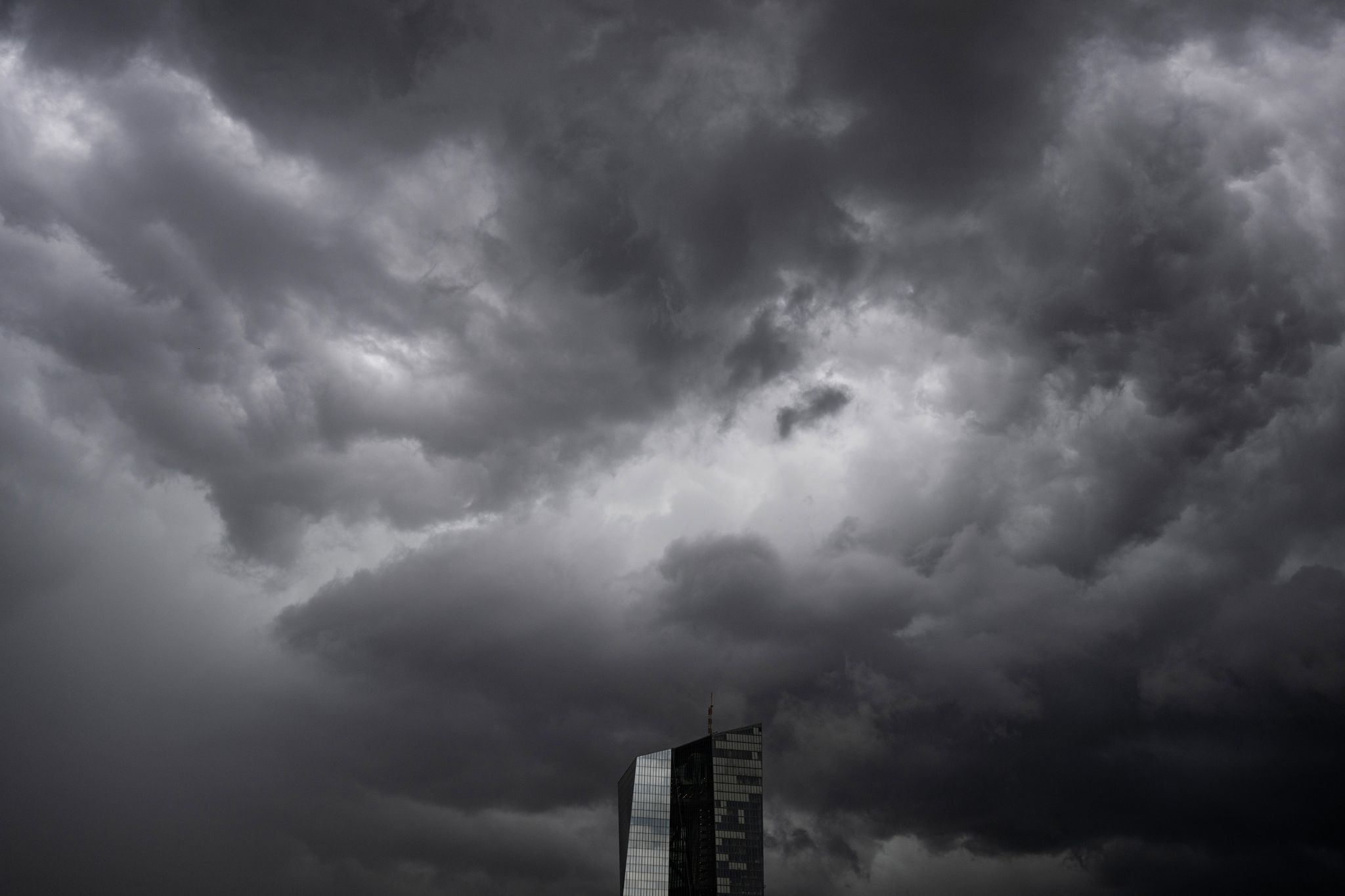 Geopolitische Schocks: EZB startet Stresstest für 110 Banken