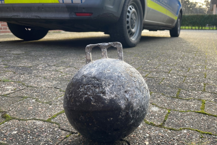 Nordfriesland: Schwerverletzte Person nach Fund unbekannten Gegenstandes