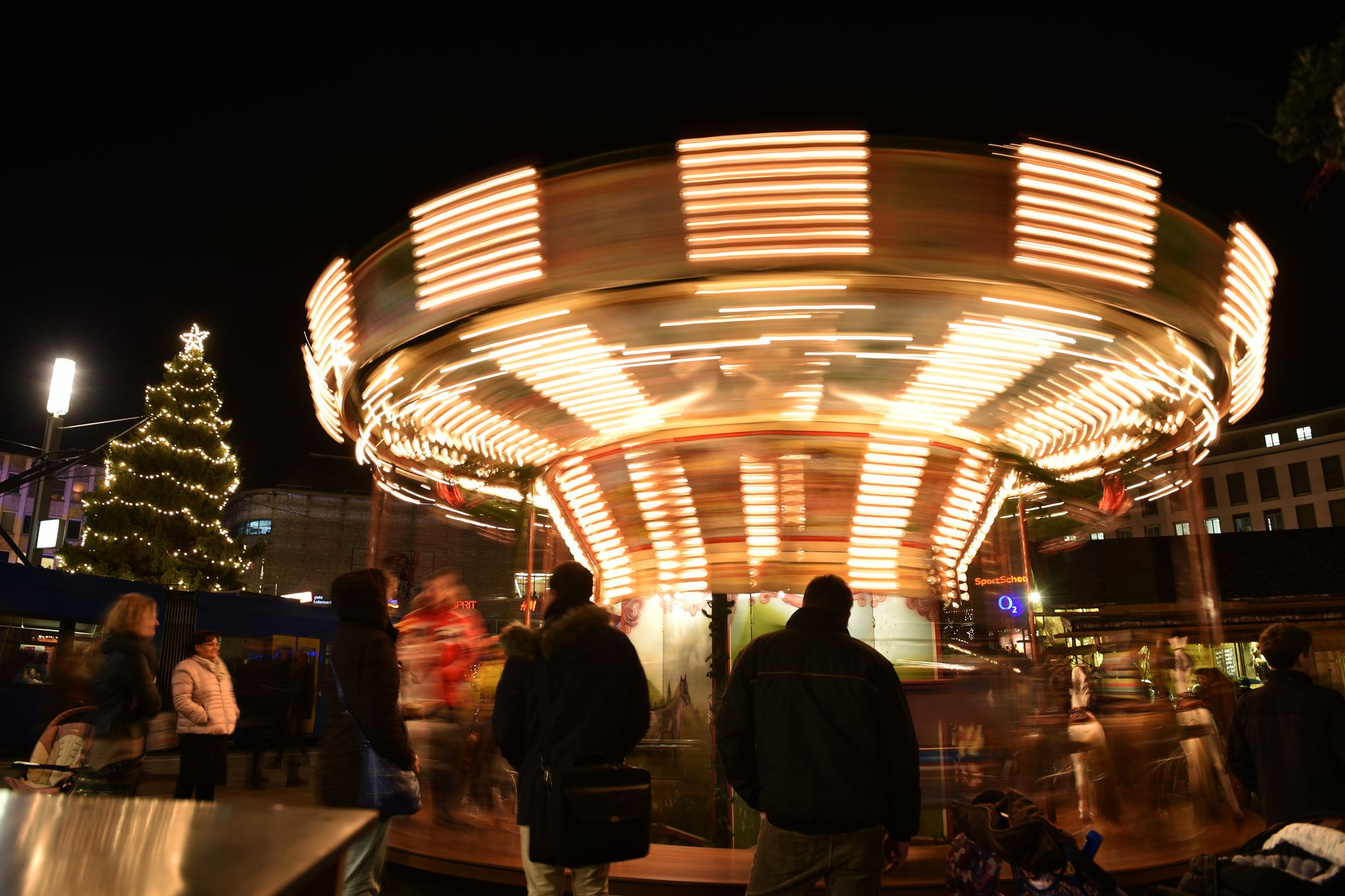 Weihnachtsmarkt in Kassel: Kakao-Getränk mit Rum wird umbenannt
