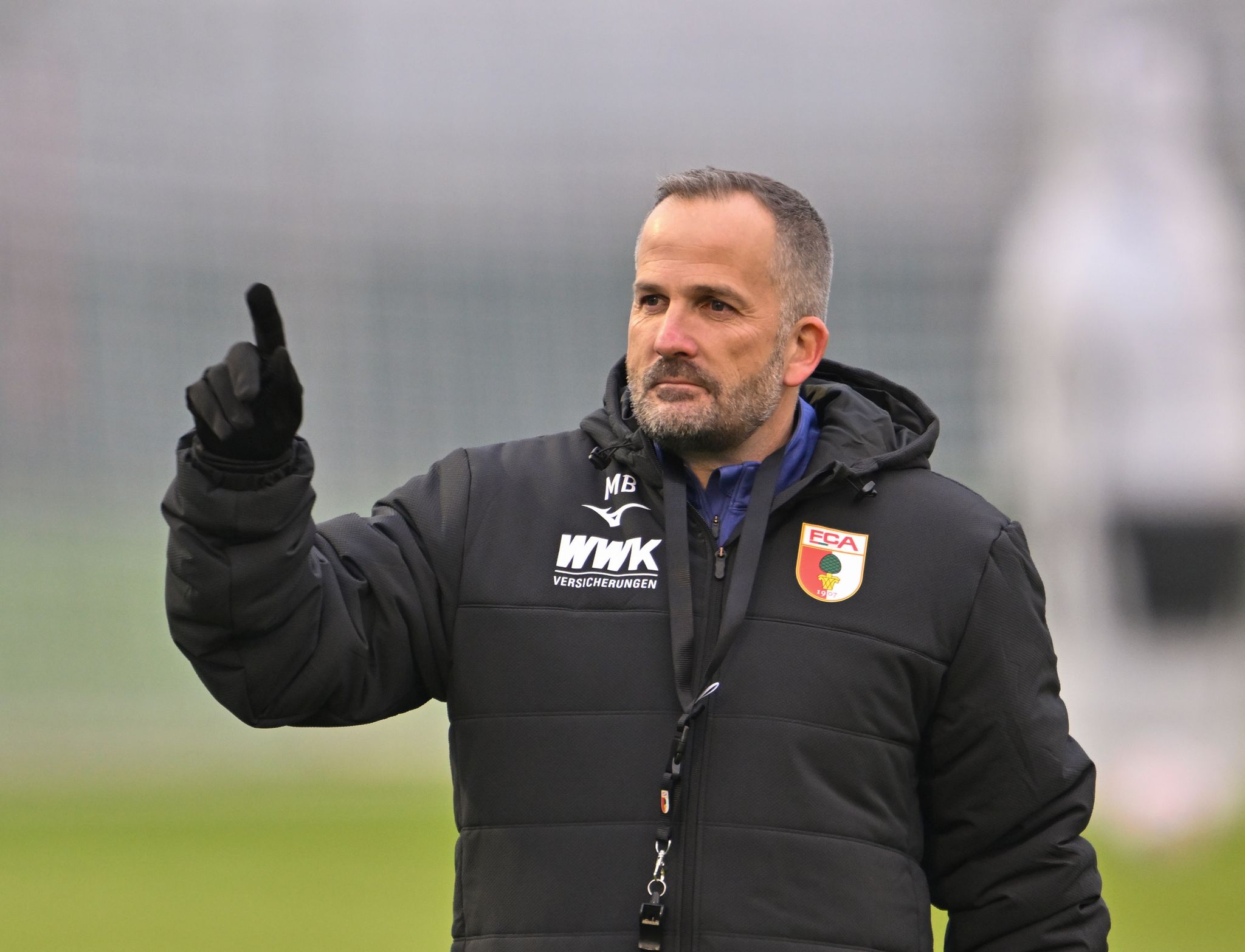 FC Augsburg sucht nach Trainerwechsel neuen Chefcoach