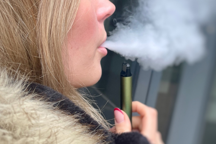 Wiesbaden: Gefahr durch berauschende Vape-Substanzen