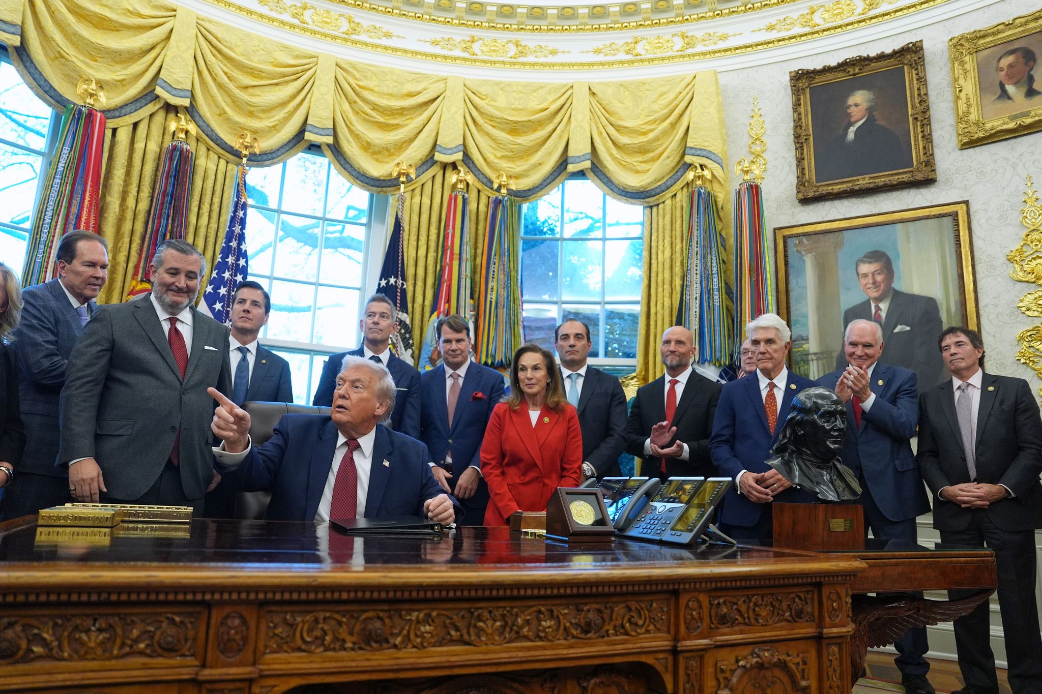 Trump will Kraftstoffvorgaben für Autos lockern