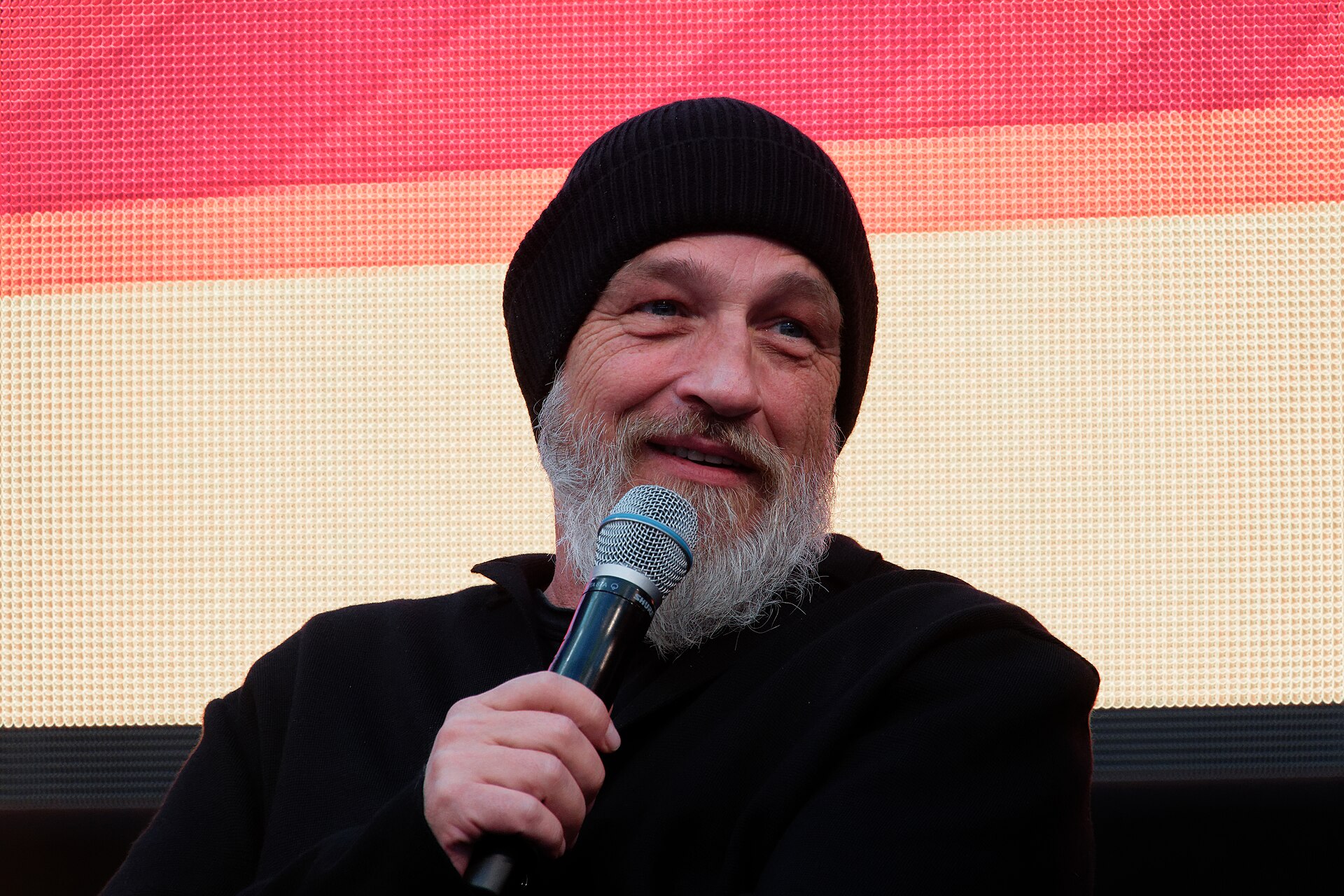 Torsten Sträter sagt Tour-Auftritte ab – Komiker meldet sich krank