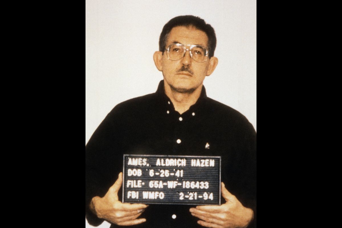 Einer der größten Verräter der USA – CIA-Doppelagent Aldrich Ames ist tot