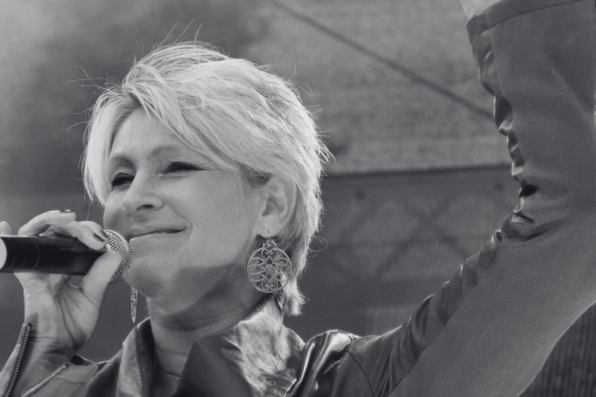 Claudia Jung trauert um ihren Ehemann Hans Singer – Krebs reißt geliebten Partner aus dem Leben