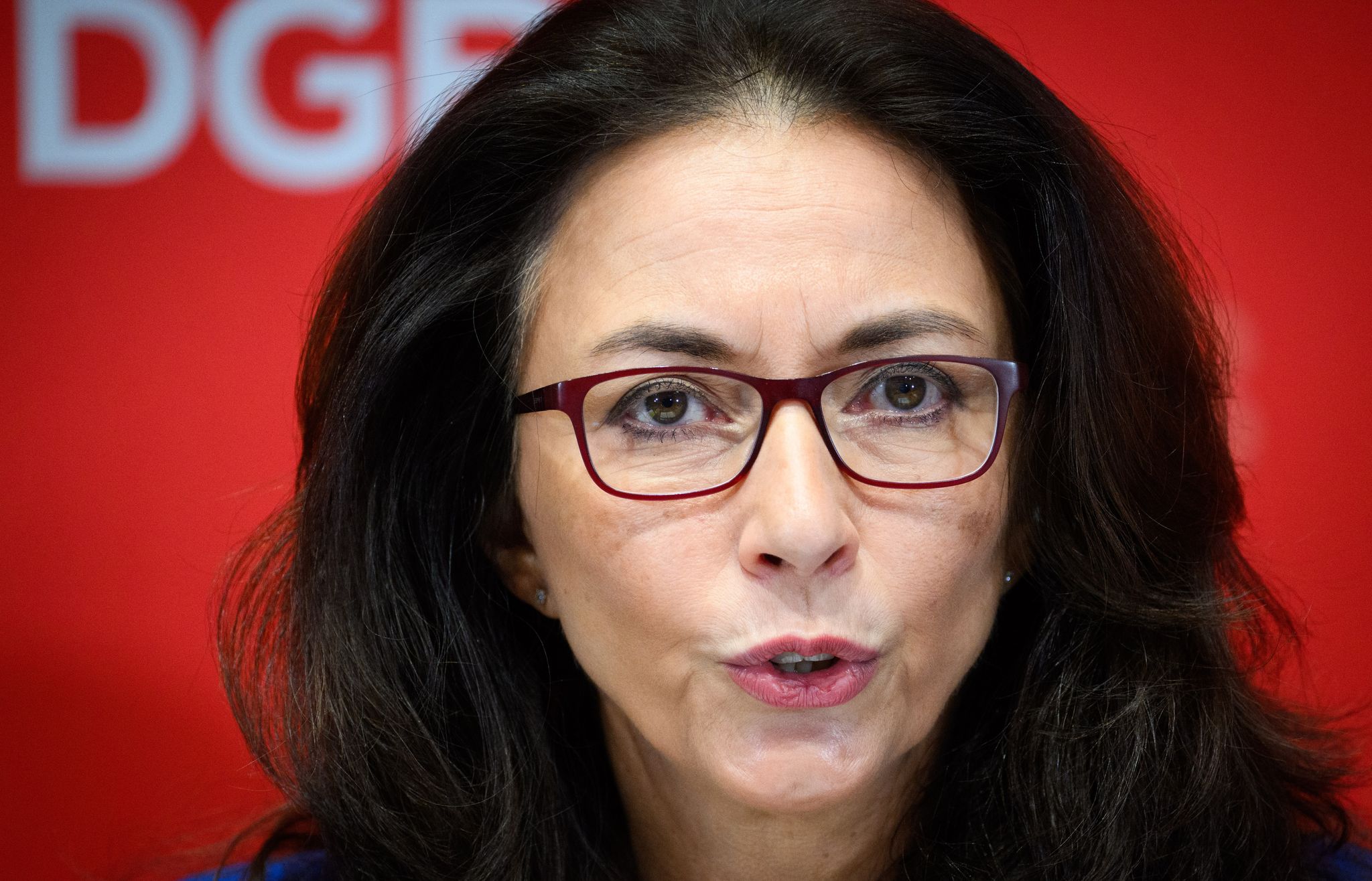 Druck der Arbeitgeber und Gegenwind der Gewerkschaften in Reformjahr