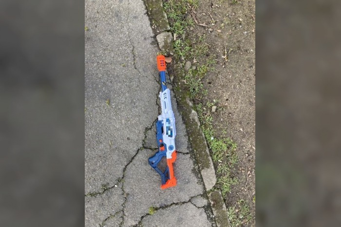 Neu-Isenburg: Spielzeuggewehr löst Polizeieinsatz aus