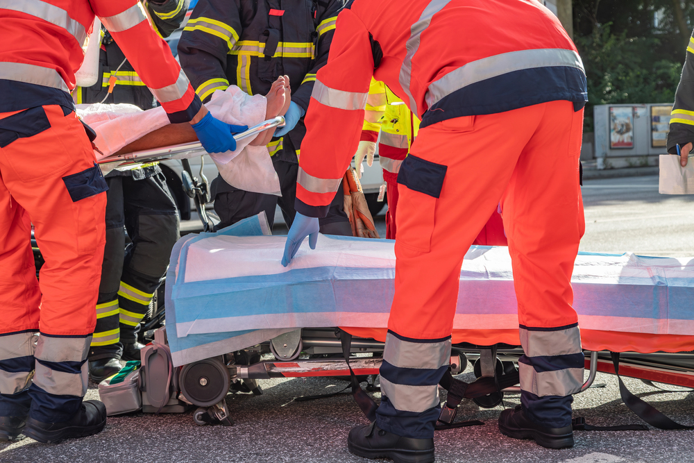 Tödlicher Frontalcrash: Zwei Menschen sterben bei schwerem Unfall