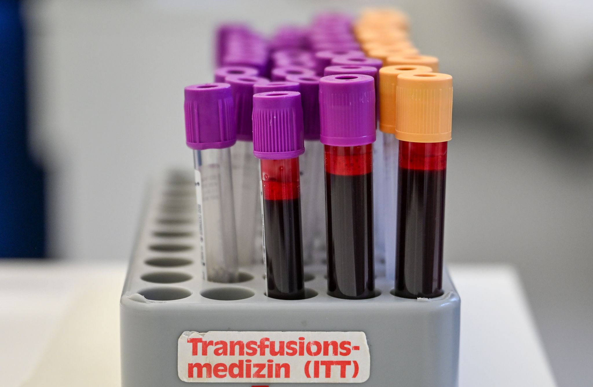 Blutspendenrückgang durch Feiertage und Krankheitswelle