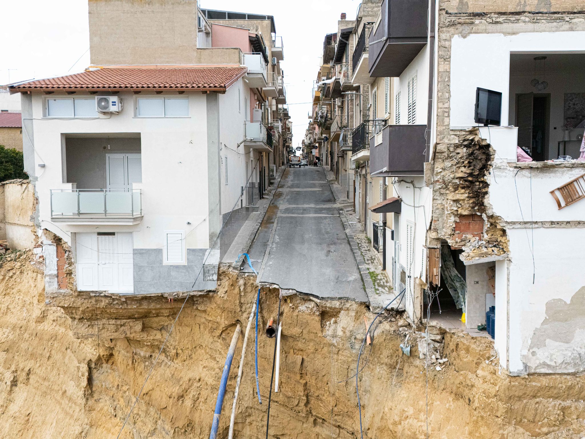 Verheerender Erdrutsch in Niscemi, die Stadt steht am Abgrund