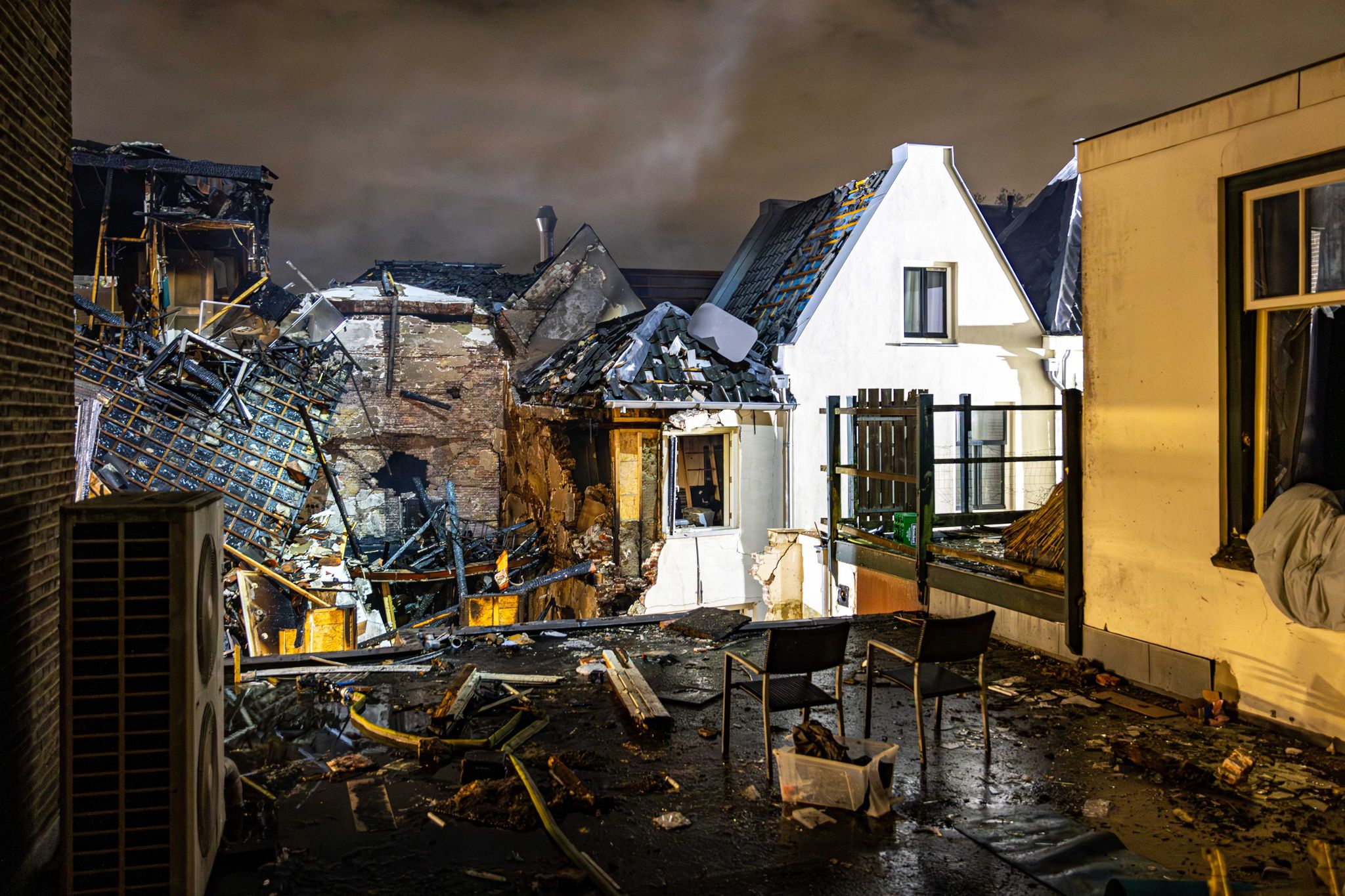 Explosion und Feuer in Utrecht: vier Verletzte