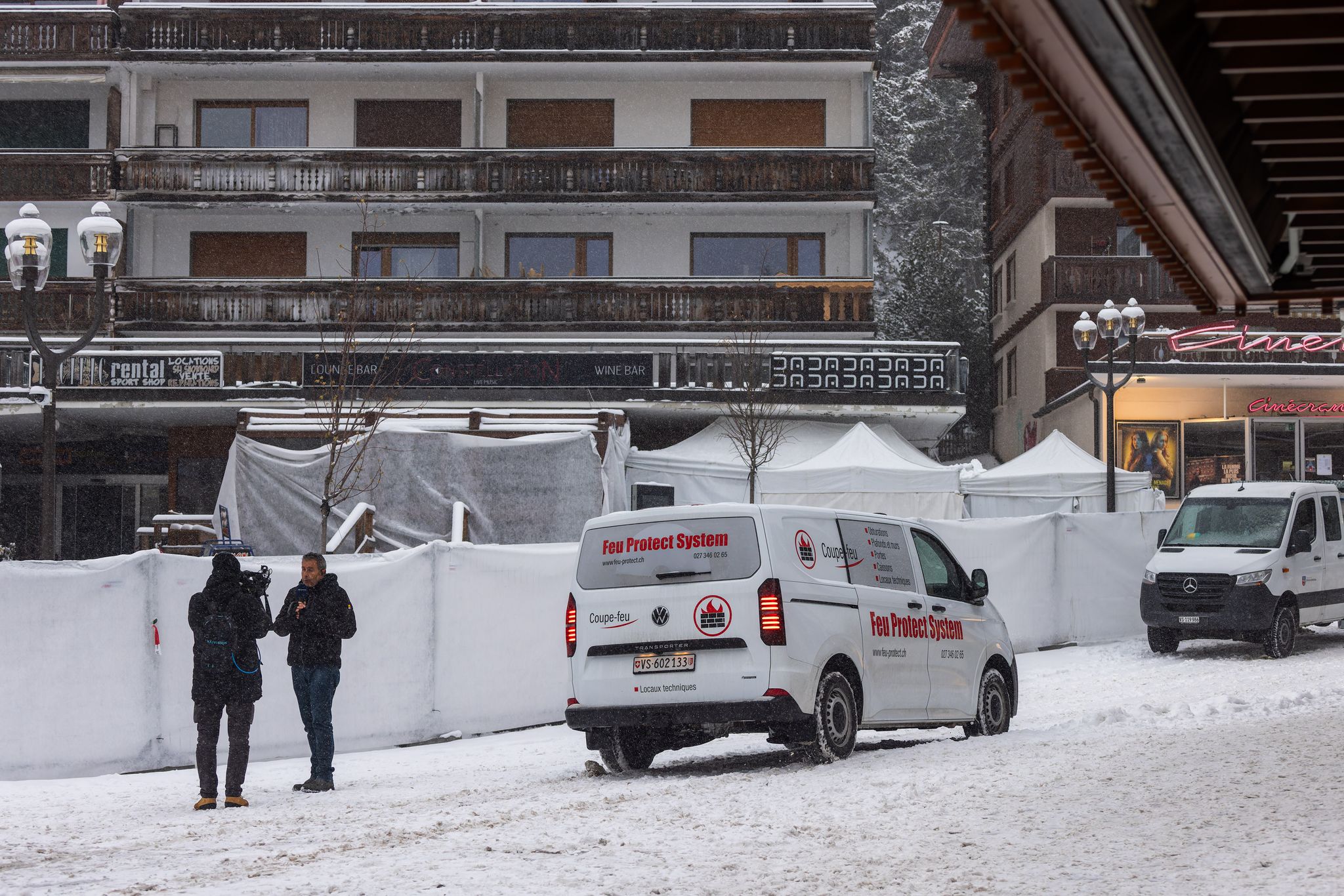 Brandkatastrophe von Crans-Montana: Besitzer in Untersuchungshaft