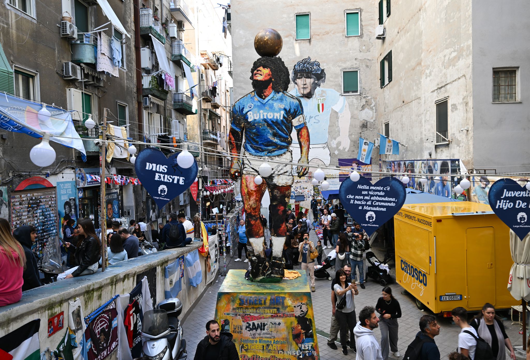 Nach Streit: Neapel gestaltet Maradona-Kultstätte um