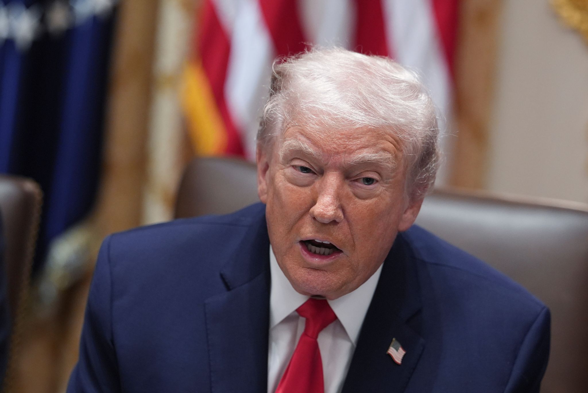 Trump sichert Ukraine Waffenruhe zu