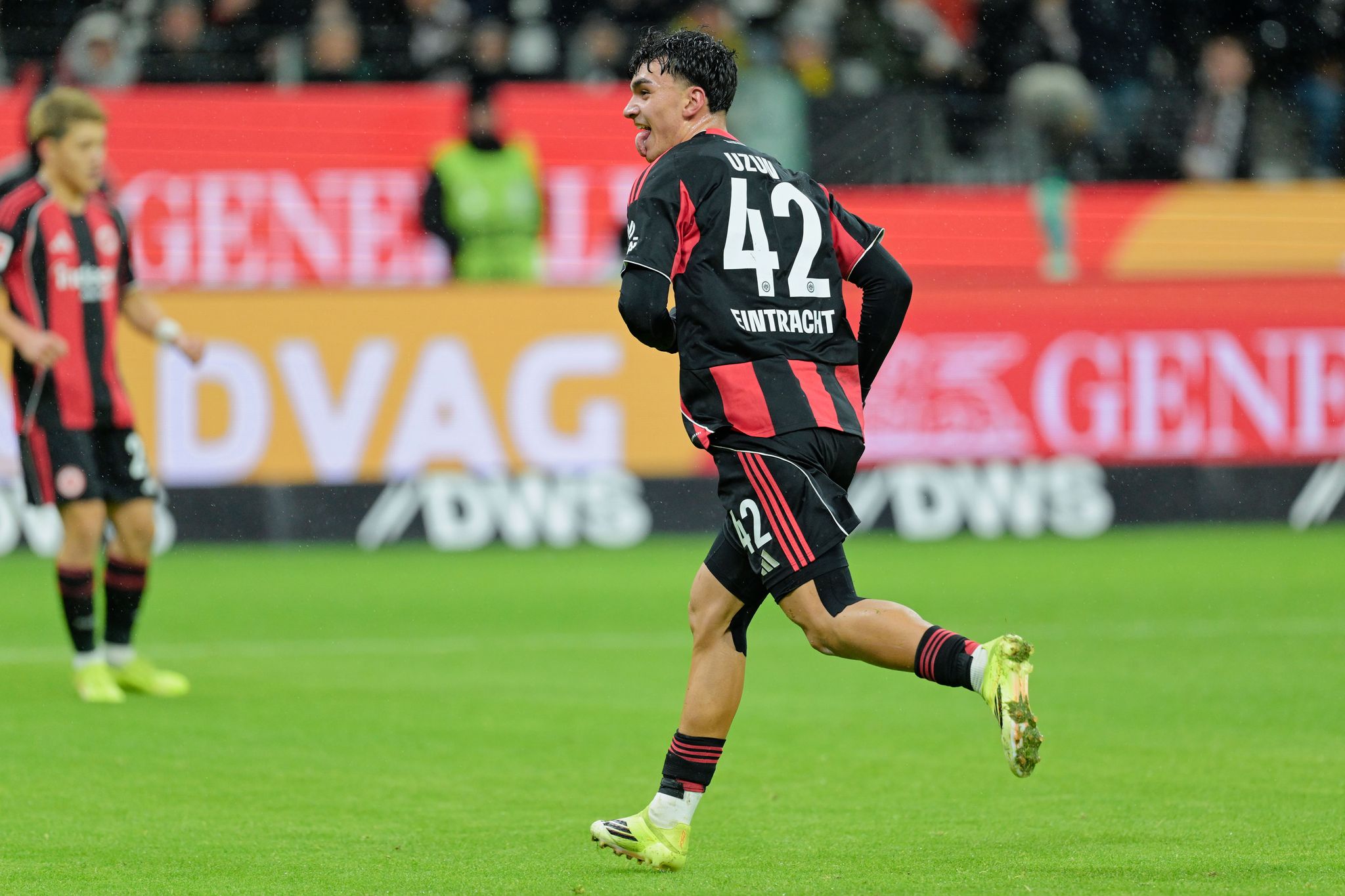 Spektakuläres Unentschieden: Dortmund rettet Punkt in letzter Minute