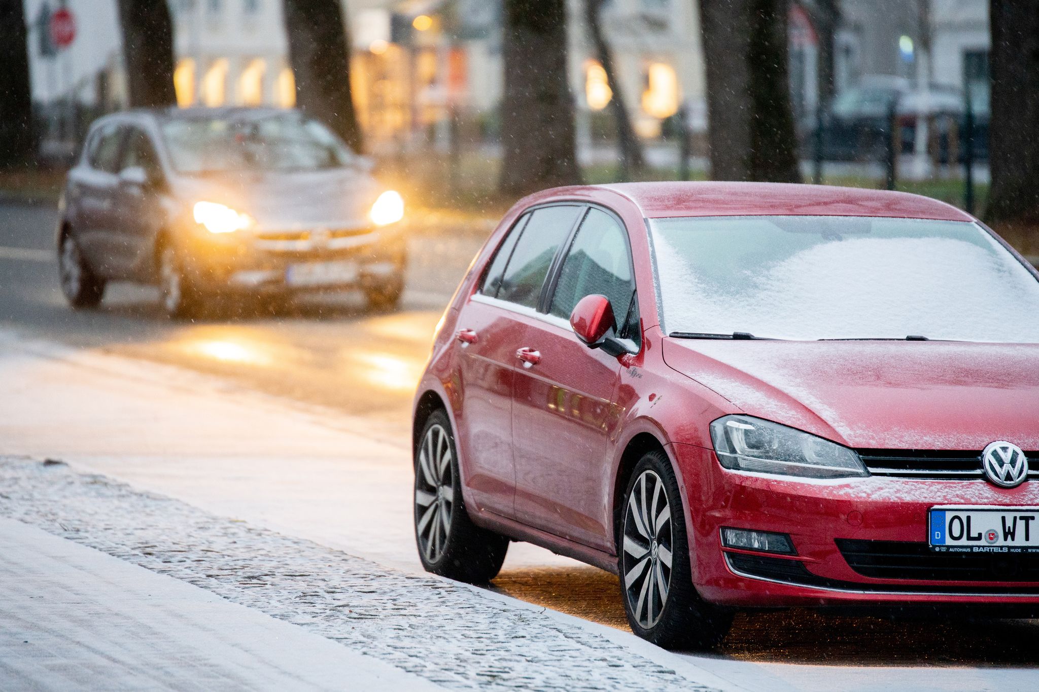 Schnee und Eis: Große Probleme im Berufsverkehr erwartet