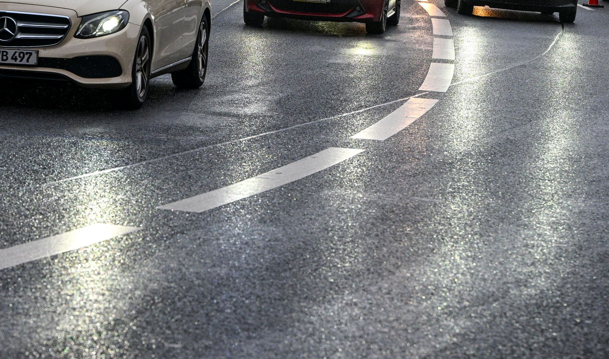 Winterwetter bringt Neuschnee und Glättegefahr