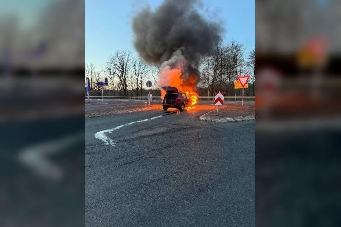 Debstedt: PKW Brand auf der BAB27