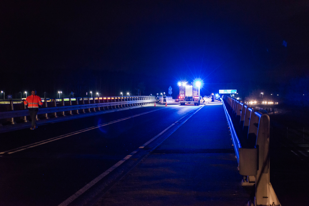 Bürgermeister stirbt bei schwerem Autounfall und stürzt 35 Meter in den Tod