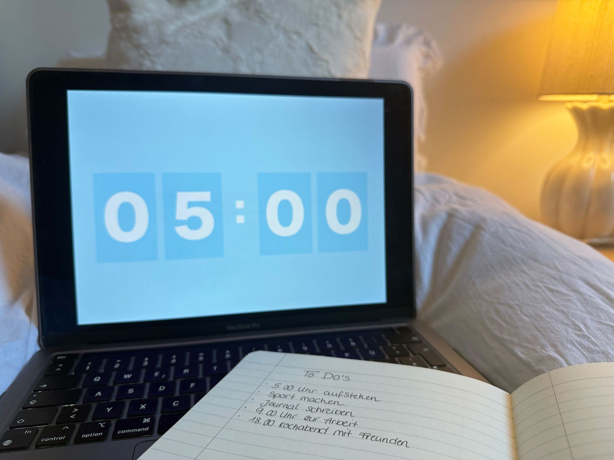 Sehr früh aufstehen? Schlafexperten warnen vor dem Trend