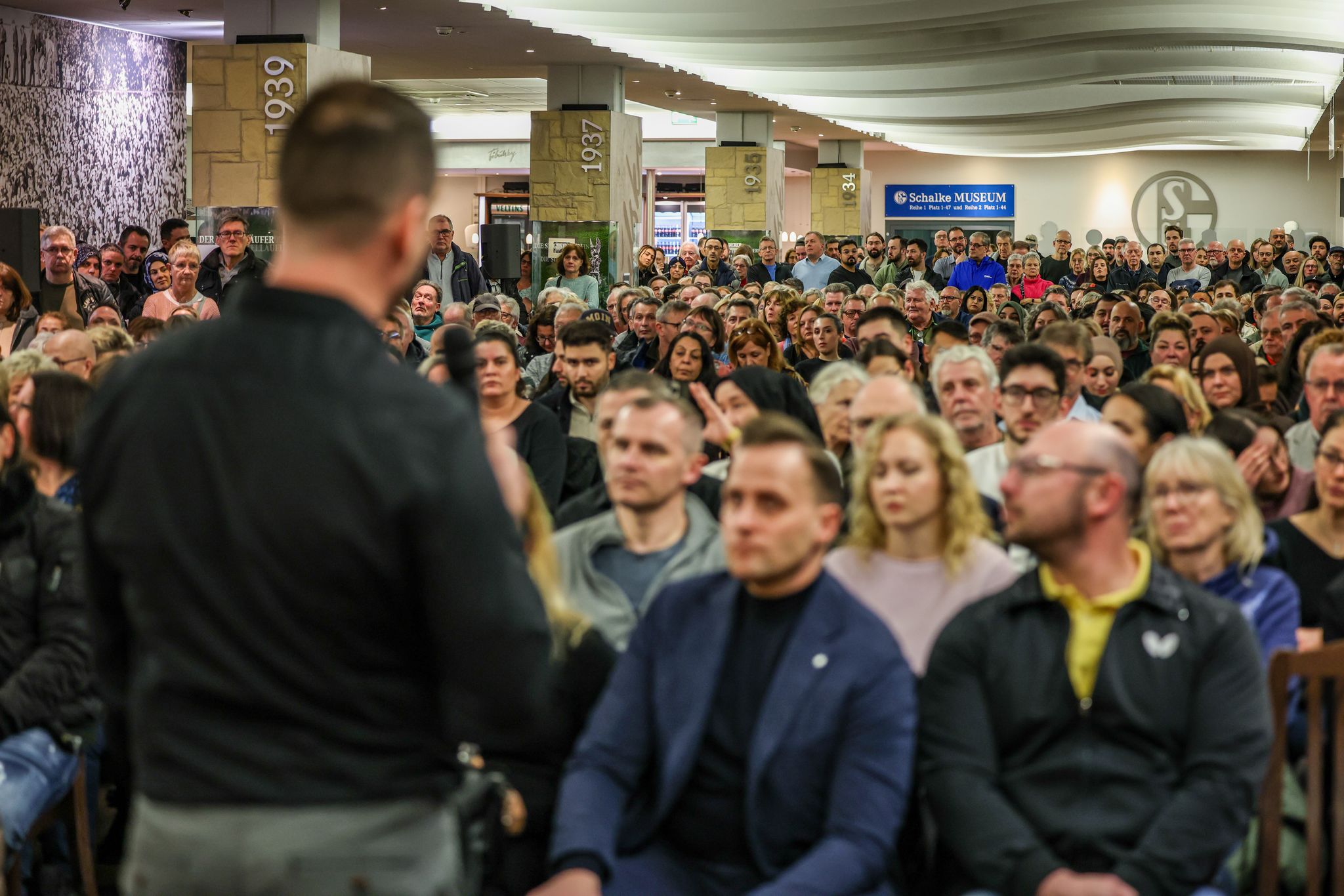 Sparkasse öffnet Servicestelle für Schließfachkunden nach Millionen-Coup