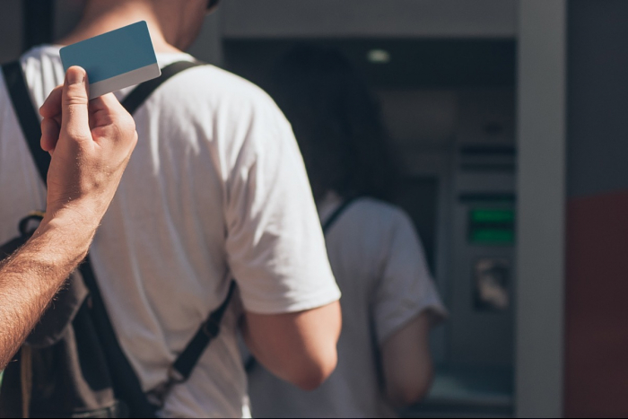 Wetteraukreis: Falsche Bankmitarbeiter in Mittelhessen